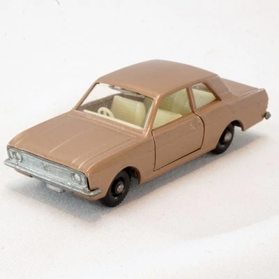 Vintage Lesney Matchbox Ford Cortina MkII Copper Beige No. 25 D NO BOX Ex Cond - Image 1 of 4