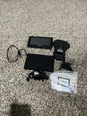 Garmin Drive 60 USA LMT 6” Navigator Special Edition Friction Mount Bundle Works - Image 1 of 4