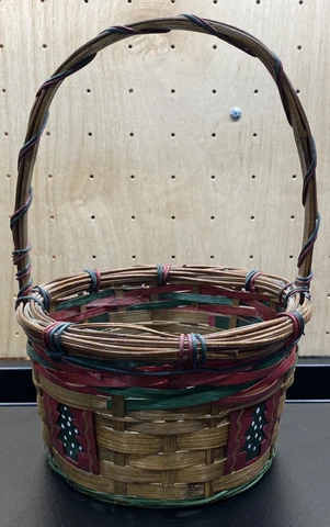 Woven Basket Wicker Wood Red Green Christmas Tree Fixed Handle Cover