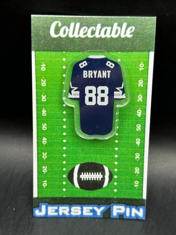 Dallas Cowboys Dez Bryant  jersey lapel pin-Classic RETRO Collectable Cover