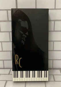 RAY CHARLES GENIUS & SOUL 50TH ANNIVERSARY BOXED COLLECTION 5 DISCS AND BOOK - Imagen 1 de 22