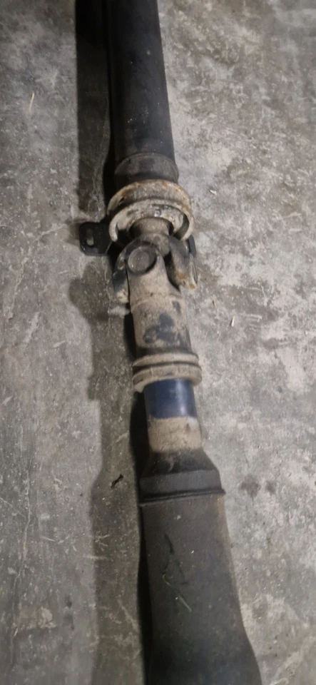 Ford Transit Mk8 2016 Propshaft  twin wheel - Image 1 of 4