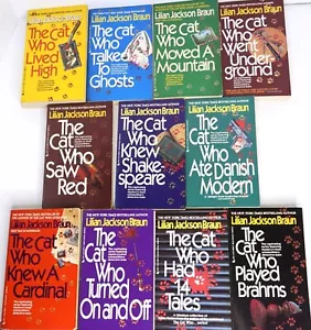 Lilian Jackson Braun Lot of 11 The Cat Who Vintage Jove Paperback Mystery Novels - Picture 1 of 9