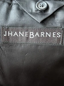 Jhang BarnesHoundstooth 100% Wool; 40 R Shoulder to shoulder 21.25 In - Picture 1 of 14