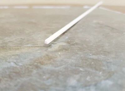 HANDLEY Dollhouse Trim Quarter Round Tiny Wood Strip 3/32" x 18" long 1:12 Scale