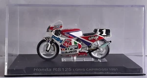DIE CAST MOTO - Honda RS125 Loris Capirossi 1991 - SCALA 1/24 - Foto 1 di 1