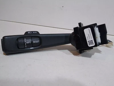 2009 to 2014 Volvo S60 S80 V70 XC60 XC70 Turn Signal Directional Switch 31334647 - Image 1 of 4
