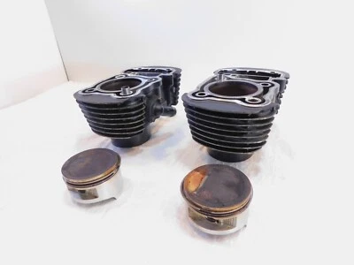 Jarra y pistones cilindro motor motor Honda VT750 Shadow ACE Deluxe Spirit Foto 1 de 4