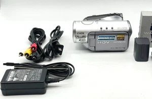 Sony HDR-HC3 Digital High Definition Camera Recorder Handycam Silver Used Japan - Picture 1 of 8