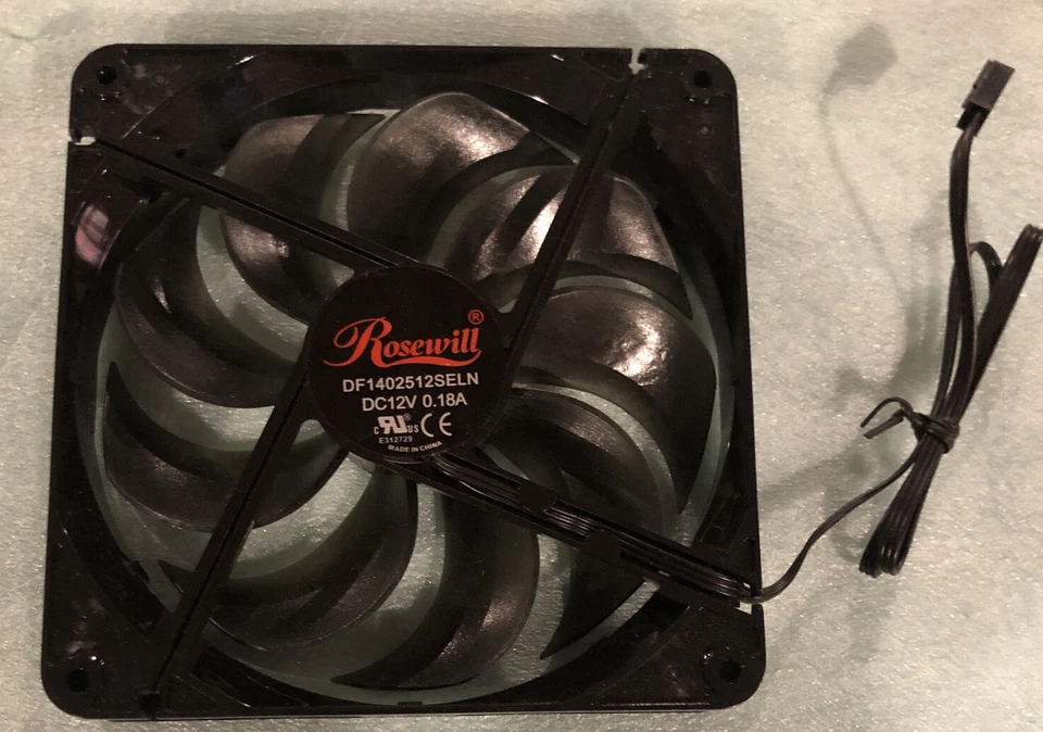 Rosewill 140mm 3-Pin System Case Fan; Unused - Image 1 of 4