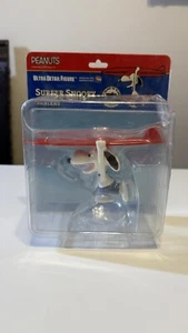 SDCC 2020 70th Anniversary Medicom Peanuts Surfer Snoopy Vinyl Figure - Picture 1 of 2