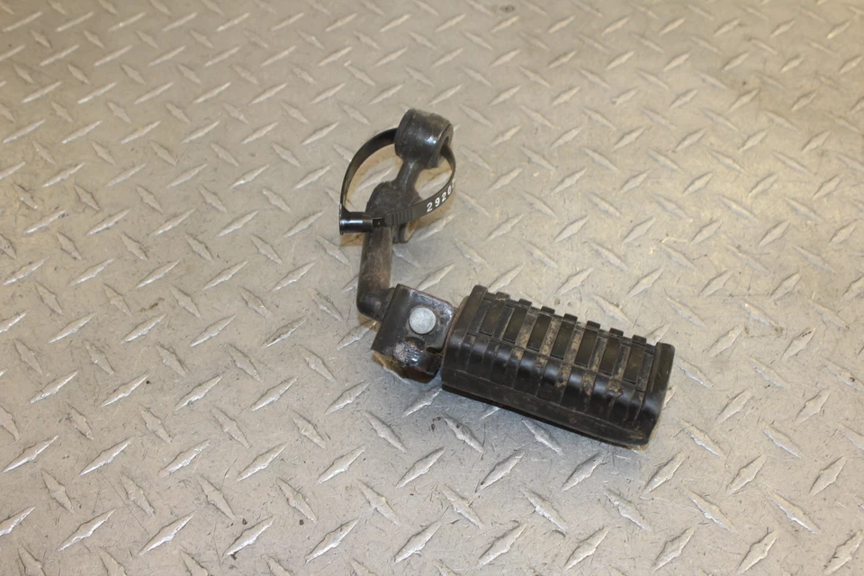 1980 KAWASAKI 750 LTD KZ750H LEFT FRONT FOOT REST PEG STEP - Изображение 1 из 4