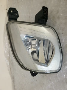 FORD FIESTA ZETEC 1.5L TDCI 2017 FARO FENDINEBBIA ANTERIORE DESTRO LATO GUIDA 89250821 - Foto 1 di 8