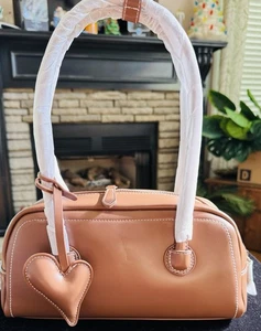Retro Chic Hobo Bag With Heart Charm - Picture 1 of 2