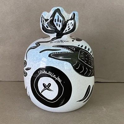 Kosta Boda Caramba Black/White Sculpture ~ Ulrica Hydman-Vallien ~Signed Sticker - image 1 of 4