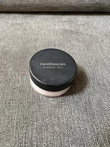 BareMinerals Mineral Veil - 9g / 0.3oz Illuminating Mineral Veil Finish Powder - Picture 1 of 4