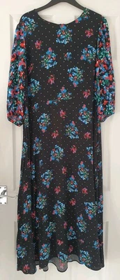 Womens M&S Black/Floral/Spot Print Long Length Viscose Dress 3/4 Sleeves-Size 20 - Image 1 of 4