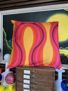 Vintage 70er Mid Century Stoff zum Kissen Pillow Space Age Atomic neu interpretiert - Bild 1 von 3