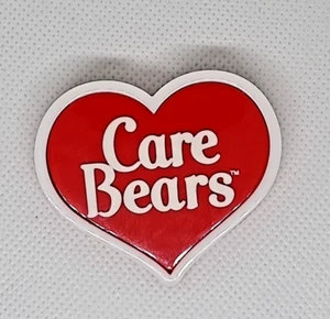 Broche con logotipo de corazón rojo Born To Care Bears de Osos de cuidado de Erswilder X - Imagen 1 de 12