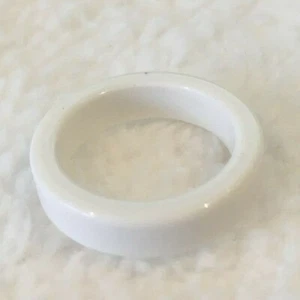 Anillo Lucite Band Blanco Talla 9 - Imagen 1 de 4