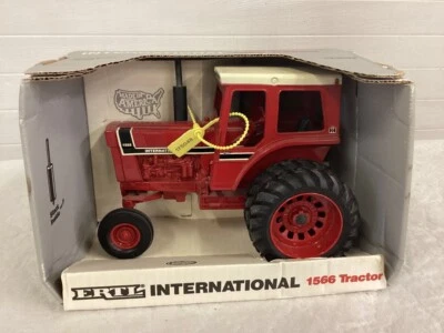 VTG Ertl International 1566 Special Edition 1991 1/18 Scale Diecast NOS USA - Image 1 of 4