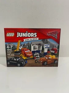 Lego 10743 Disney Cars 3 Smokey's Garage NUOVO SIGILLATO 2017 - Foto 1 di 4