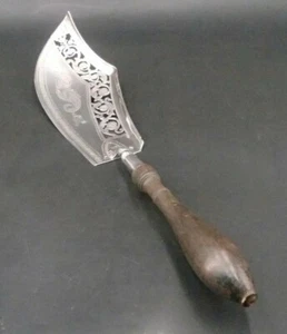 RARE PELLE DE SERVICE A POISSON EN ARGENT MASSIF POINCON VIEILLARD PARIS 1819  - Imagen 1 de 6