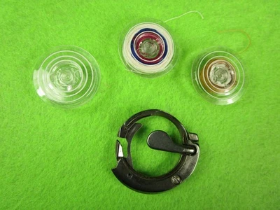 SINGER Touch & Sew Sewing Machine BOBBIN CASE & 3 BOBBINS - Image 1 of 4