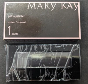 Mary Kay Empty Petite Palette Compact #114610 - Picture 1 of 1