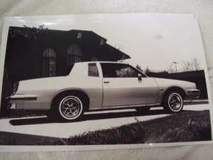 1981 PONTIAC GRAND PRIX 11 X 17 PHOTO PICTURE - Picture 1 of 1
