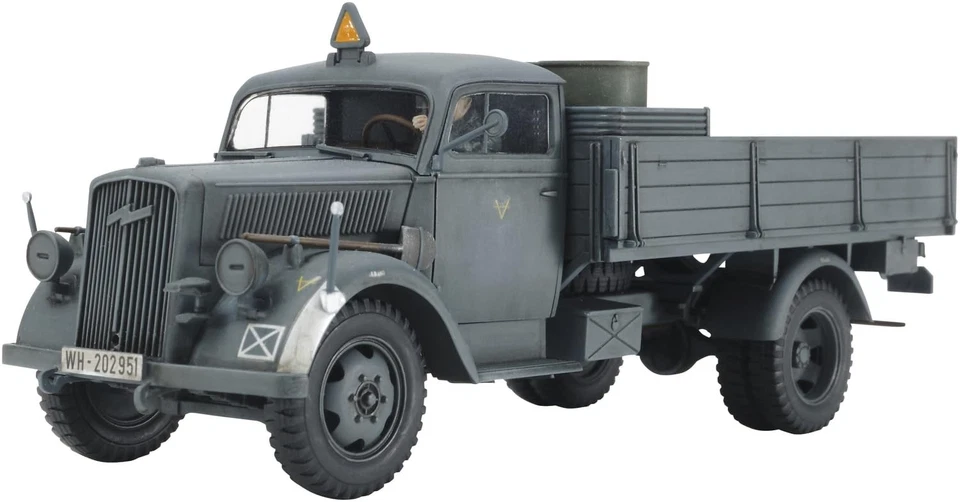 1/48 Military Miniature No.85 German Army 3 Ton 4×2 Cargo Truck Plastic Model 32 - Image 1 of 4