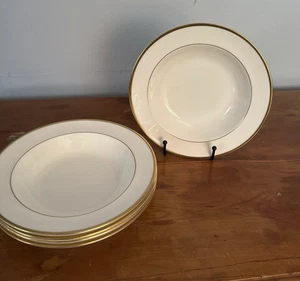 Wedgwood California Bone China 8" Soup Bowls W4377 White W/Gold Rim Set of 6 - Picture 1 of 6