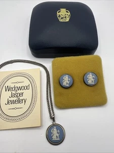 Wedgwood Jasper Ware Necklace & Earrings Set Sterling Original Velvet Box Blue - Picture 1 of 11