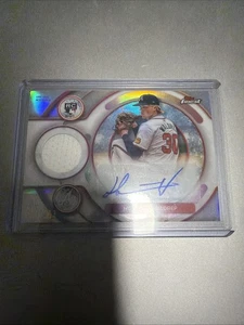 Camiseta deportiva Topps Finest Hurston Waldrep RC 2025 refractor automático/299 Braves #FA-HW - Imagen 1 de 7