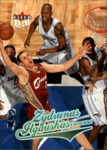 2004-05 Fleer Ultra Basketball #29 Zydrunas Ilgauskas