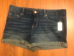 Aeropostale Blue Jean Shorts Women's Midi Size 12 Waist 34" / Inseam 3" - Picture 1 of 9