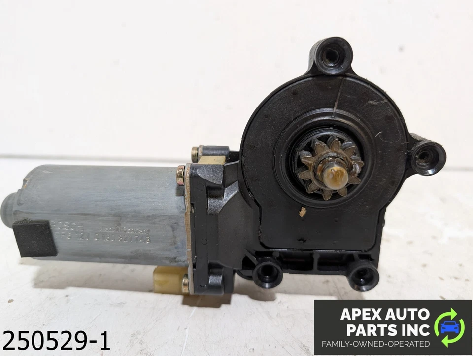 Motor de ventana eléctrica puerta trasera delantera pasajero Volvo S70 1998-2000 OEM 2,4 L Foto 1 de 4