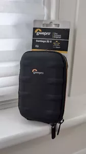 Lowepro Santiago 20 II Hard Shell Camera Case For small cameras or accessories  - Picture 1 of 4