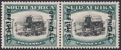 Sudáfrica 1948 KGVI 5sh Sobreimpresión Oficial en Par Derecho Como Nuevo SG O26 Cat £65 Foto 1 de 2