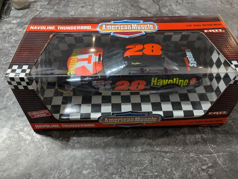 De colección Ertl American Muscle Davey Allison #28 Havoline Thunderbird 1/18 Diecast  Foto 1 de 4