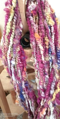 Handspun Super Coil 艺术纱线:羊驼毛和羊毛混纺,54 码 — 第 1/4 张图片