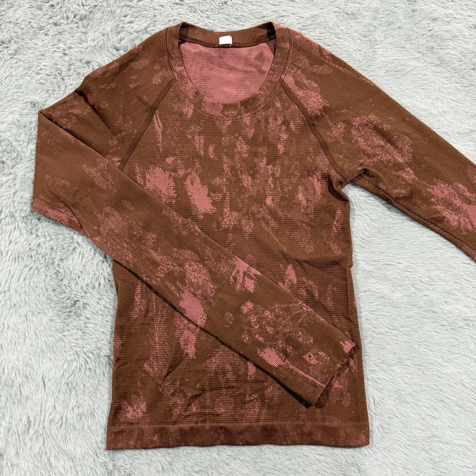 Camisa Lululemon Swiftly Tech Manga Larga Mujer Pequeña Roja Marrón Camuflada Run Energy Foto 1 de 4