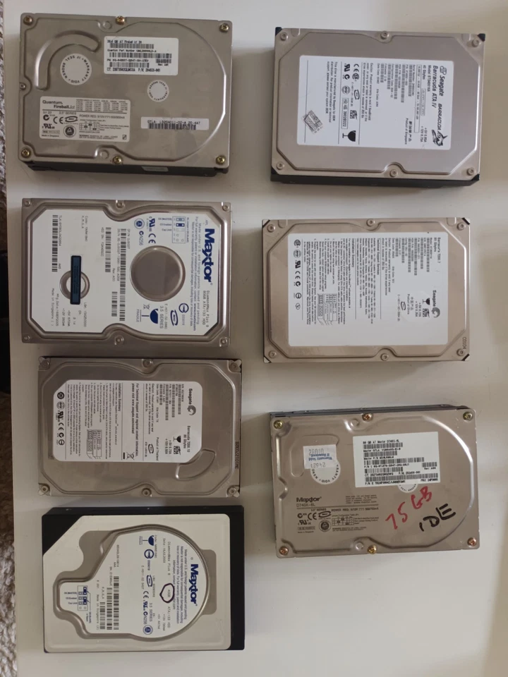 ide hard drives X 6 - image 1 of 4