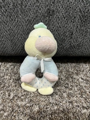 Carters Pato Pato Pastel Peluche Sonajero Lovey Bebé Juguete Foto 1 de 4