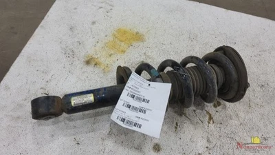 2020 Nissan NV2500 Front Shock Strut - Imagem 1 de 4