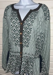 BKE Gimmicks Gr. SMALL hellgrün Häkelspitze Chiffon zusammengesetzt Tunika Top gebraucht, in einwandfreiem Zustand - Bild 1 von 13