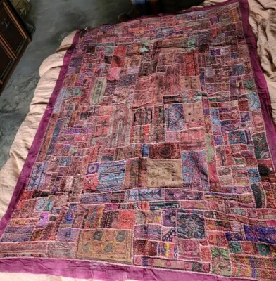 DE COLECCIÓN BOHO Patchwork TAPIZ GITANO Colgante de Pared Rajasthani 72" Algodón Borgoña Foto 1 de 4