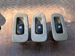 2004-2008 Suzuki Forenza window power switches - Picture 1 of 5