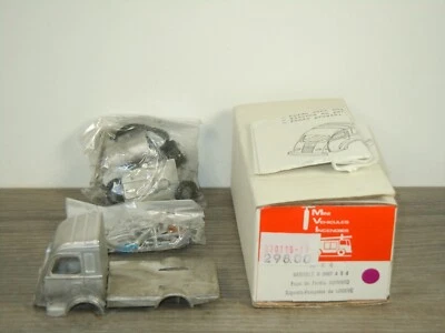 Renault R 2087 4x4 Pompiers - MVI K4 - Unbuilt Kit Model - in Box *64693 - Photo 1/4