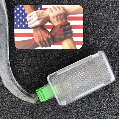 Volvo 30754448 Courtesy Lamp Light 9151431 C30 C70 S60 S80 V70 V70R XC70 XC90 - Image 1 of 4